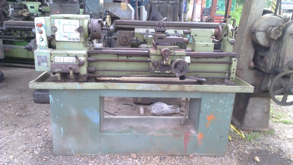 Sell> ขายแท่นกลึงมือสอง 4 ฟุต 3 เพลา รุ่นตั้งโต๊ะแต่ อ๊อฟชั่นมาเต็มครับ ครบทุกอย่างพร้อมใช้งาน กำแพงแสน นครปฐมครับ
