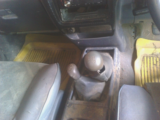 ต้องการขายรถกระบะ