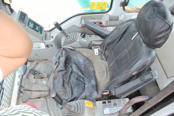 ขาย!!! แมคโคร KOBELCO 200 แม่เหล็ก รถนอก สวยยย ไฟฟ้าครบ มีเอกสาร