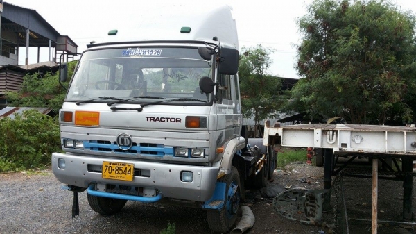 UD คอนวอย์หัวลาก รถฝากขาย