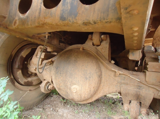 ขายด่วนรถสิบล้อหลงFN527TDชีL0215ดรั้มเครือง195แรงม้า