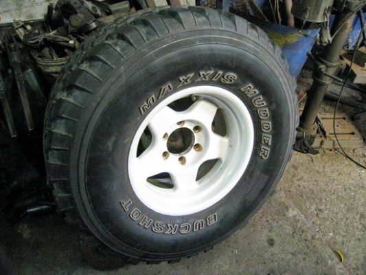 แม็ก LENSO 16x8 พร้อมยางMAXXIS 315/75-16