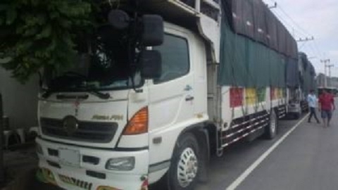 ขาย Mega FG ปี48 สภาพสวยเดิมๆ 7.20เมตร พร้อมใช้ 2 คันครับ ขาย Mega FG ปี48 สภาพสวยเดิมๆ 7.20เมตร พร้อมใช้ 2 คันครับ