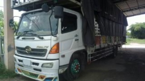 ขาย Mega FG ปี48 สภาพสวยเดิมๆ 7.20เมตร พร้อมใช้ 2 คันครับ