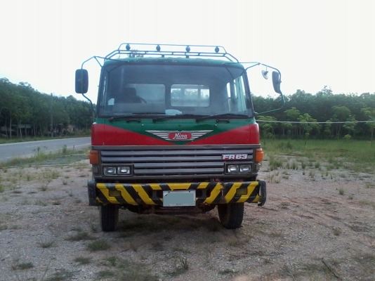 10 อีโน่เพลาเดียว  8 สูบ  300  แรงม้า ระบบไฟฟ้ายกหัว  (ท้ายเป็ดหรือท้าลาด)  พร้อมใช้งาน เล่มพร้อม..