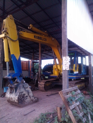 ขายรถแมคโคร KOMATSU PC 120-2 ราคาต่อรองได้เด้อ ขายรถแมคโคร KOMATSU PC 120-2 ราคาต่อรองได้เด้อ