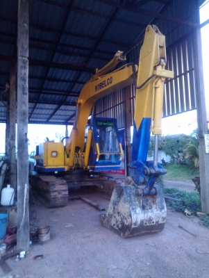 ขายรถแมคโคร KOMATSU PC 120-2 ราคาต่อรองได้เด้อ ขายรถแมคโคร KOMATSU PC 120-2 ราคาต่อรองได้เด้อ