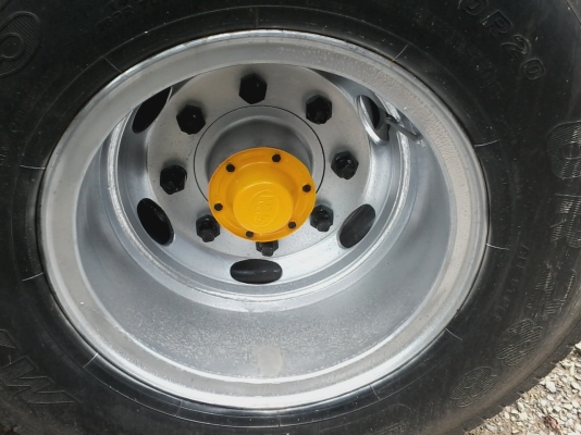 ขายลูกพ่วงสามมิตร