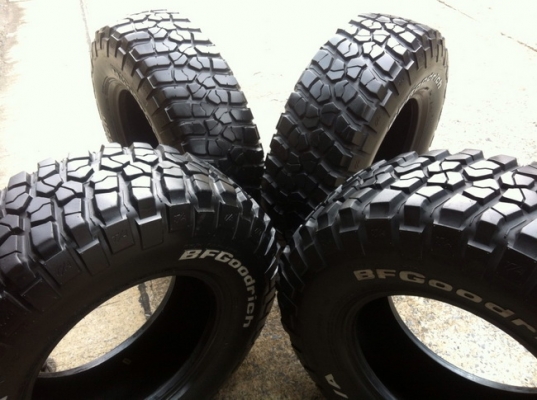 ขายยาง BF Goodrich Mud-terrain KM2 265 75 r16 ดอกลึกๆ ขายยาง BF Goodrich Mud-terrain KM2 265 75 r16 ดอกลึกๆ