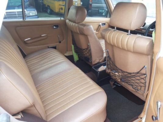 BENZ w 123 estate คลาสสิค สวยเดิม รถธนบุรี (แวน)
