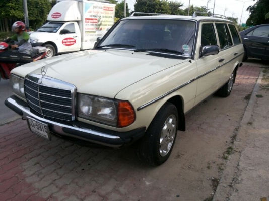 BENZ w 123 estate คลาสสิค สวยเดิม รถธนบุรี (แวน)