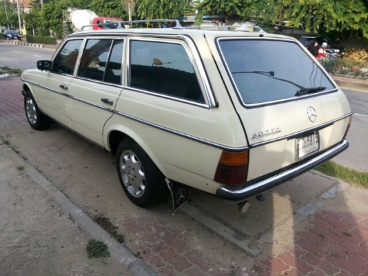 BENZ w 123 estate คลาสสิค สวยเดิม รถธนบุรี (แวน)