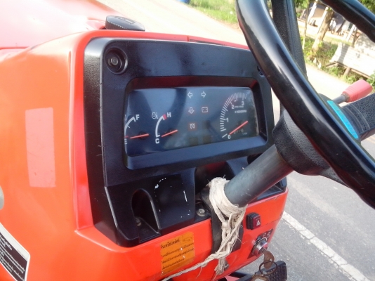 ขายรถไถ Kubota L2808 2เพลา ขายรถไถ Kubota L2808 2เพลา