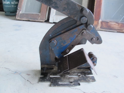 ขายกรรไกรตัดเหล็กฉาก เหล็กแผ่น DEXION