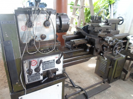แท่นกลึง 5 ฟุต 3 เพลา เกียร์บล็อก พร้อมใช้งานได้ทันที 67,000