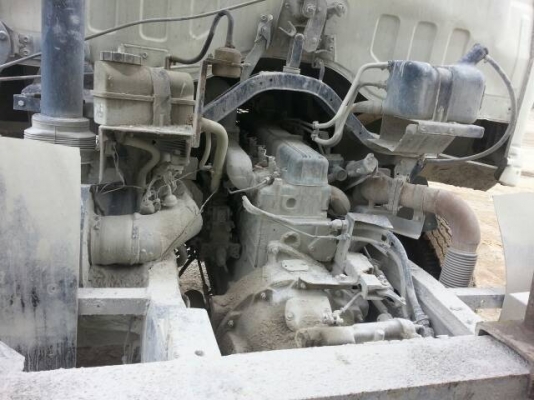 ขายรถ 10 ล้อกระบะดัมพ์ท้องเรือ NISSAN UD CWM 430 230 แรงม้า ราคา 700000