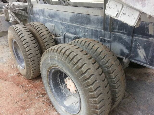ขายรถ 10 ล้อกระบะดัมพ์ท้องเรือ NISSAN UD CWM 430 230 แรงม้า ราคา 700000