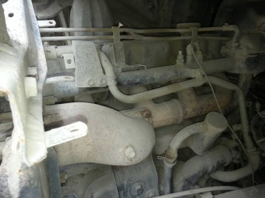 ขายรถ 10 ล้อกระบะดัมพ์ท้องเรือ NISSAN UD CWM 430 230 แรงม้า ราคา 700000