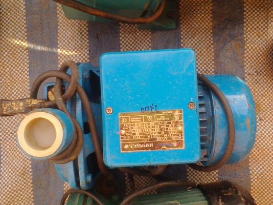 ปั้มน้ำสภาพเดิมครับพร้อมใช้ครับอิตาลีครับราคานี้คุ้มครับ