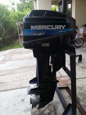 ขายเครื่องเรือ Mercury 10 HP หางสั้น ขาย 25000 บาท