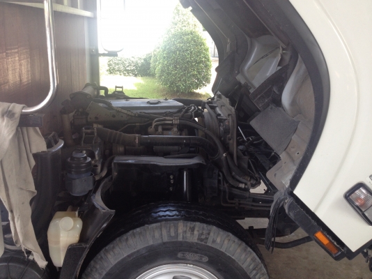 ขายด่วน 6 ล้อ ISUZU NPR150 รถห้าง สภาพป้ายแดง กระบะ คอกสูง ขายด่วน 6 ล้อ ISUZU NPR150 รถห้าง สภาพป้ายแดง กระบะ คอกสูง