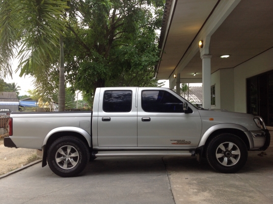 นิสสันฟรอนเทีย 4 ประตู โฟวิล เครื่อง 2500 อินเตอ เทอโบ แท้ๆ