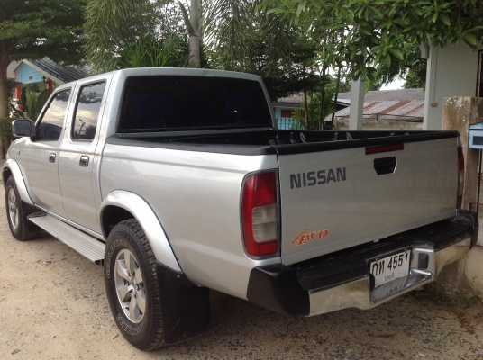 นิสสันฟรอนเทีย 4 ประตู โฟวิล เครื่อง 2500 อินเตอ เทอโบ แท้ๆ