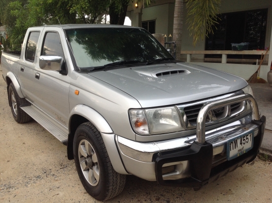 นิสสันฟรอนเทีย 4 ประตู โฟวิล เครื่อง 2500 อินเตอ เทอโบ แท้ๆ