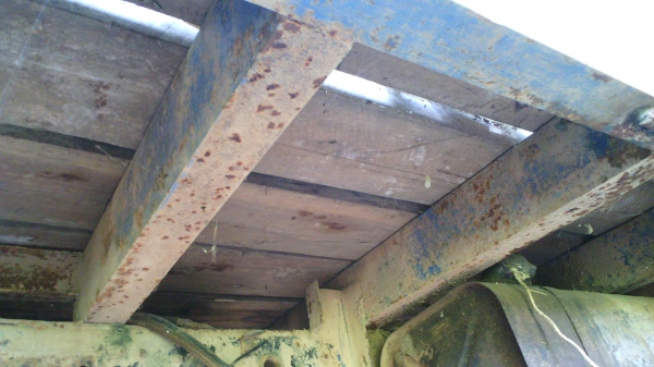 รถหกล้อHINO FB หกล้อท้ายลาด เครื่องดีเซล ฮีโน่ 6 สูบ รถหกล้อในสภาพใหม่เอี่ยม บรรทุก รถแบคโฮขนาด PC60 ได้ดี