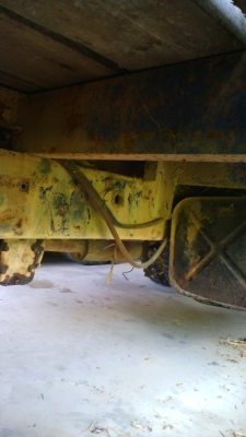 รถหกล้อHINO FB หกล้อท้ายลาด เครื่องดีเซล ฮีโน่ 6 สูบ รถหกล้อในสภาพใหม่เอี่ยม บรรทุก รถแบคโฮขนาด PC60 ได้ดี