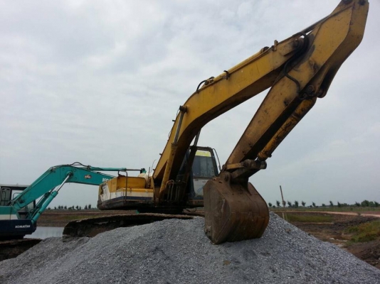 ขาย ด่วน แมคโคร KOBELCO SK 200 MARK 3 สภาพดี พร้อมใช้งาน