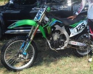 kx450f 09 หัวฉีดตัวแรก รถสดมากครับ 110,000 B kx450f 09 หัวฉีดตัวแรก รถสดมากครับ 110,000 B