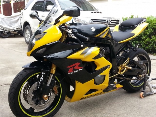 มาใหม่ GSXR 1100 แฟริ่งแต่ง K7 ทะเบียนแท้พร้อมโอนแต่งแทพๆเครื่องดีมากระบบไฟครบ