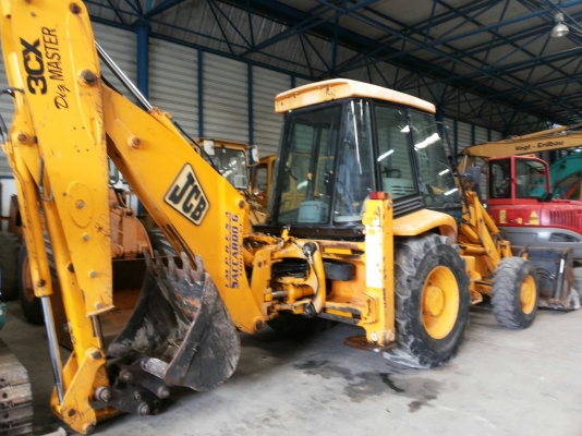 JCB 3CX มือสองเก่านอก