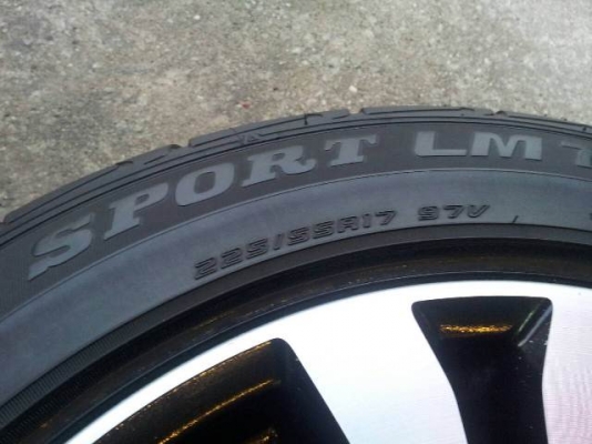 ล้อเดิม Mazda BT 50 ขอบ17 พร้อมยาง ปี 12