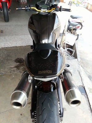 Ducati M696 ปี 2009 สรรพสามิตร ของแต่งท่วมๆ คาร์บอนทั้งคัน!!!!!!