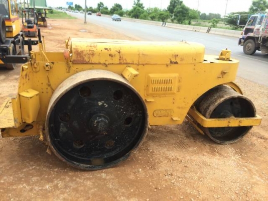 ขายรถบด หน้าเหล็ก หลังเหล็ก KOMATSU (WATANABE) WN10 (รถบด 10 ตัน) สภาพใช้งานได้ปกติดี มีVDOการทำงานครับ