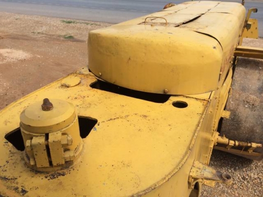 ขายรถบด หน้าเหล็ก หลังเหล็ก KOMATSU (WATANABE) WN10 (รถบด 10 ตัน) สภาพใช้งานได้ปกติดี มีVDOการทำงานครับ