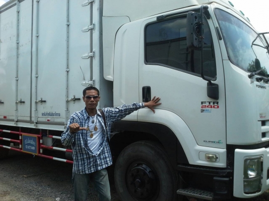 ขายด่วนๆ,ISUZU 240 HP,EURO 3,ราคาตัด,,,รถหกล้อ,,ตู้แห้ง 10 บาน, 7.50m,,,แท้ๆ, ปี 53, สวยๆ,มี 15 คัน,,