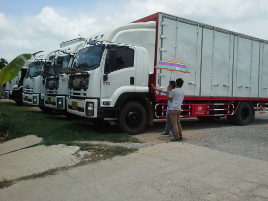 ขายด่วนๆ,ISUZU 240 HP,EURO 3,ราคาตัด,,,รถหกล้อ,,ตู้แห้ง 10 บาน, 7.50m,,,แท้ๆ, ปี 53, สวยๆ,มี 15 คัน,,
