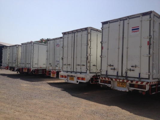 ขายด่วนๆ,ISUZU 240 HP,EURO 3,ราคาตัด,,,รถหกล้อ,,ตู้แห้ง 10 บาน, 7.50m,,,แท้ๆ, ปี 53, สวยๆ,มี 15 คัน,,