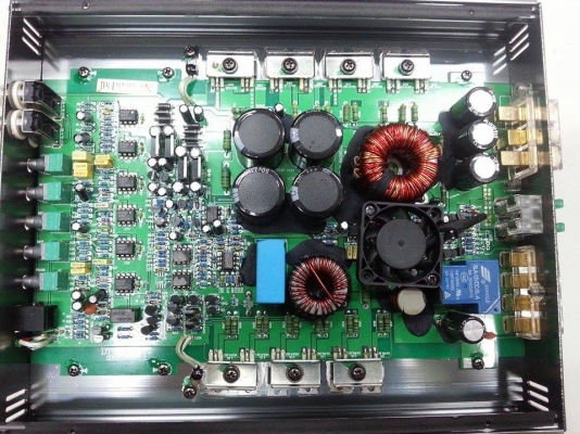 แอมป์คลาสดี dts 1000 w สวยๆเดิมๆ