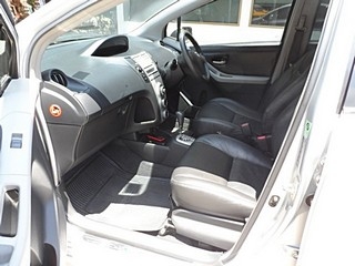 TOYOTA YARIS - 1.5 Limited AUTO ปี 2007 รถสวยผู้หญิงใช้ ไมล์แท้ จัดไฟแนนซ์ได้ ดาวน์ 8,000 T.086-527-9533 TOYOTA YARIS - 1.5 Limited AUTO ปี 2007 รถสวยผู้หญิงใช้ ไมล์แท้ จัดไฟแนนซ์ได้ ดาวน์ 8,000 T.086-527-9533