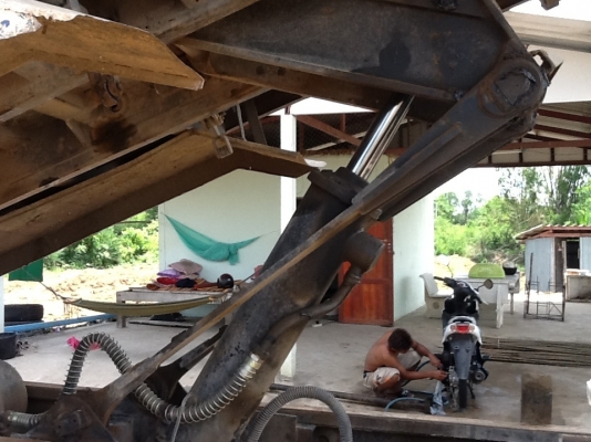 ฝากขายกะบะดั้ม สิบล้อ Rocky