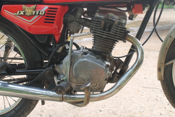 ขออนุญาตขาย  JX110 รุ่น S1 เดิมเกือบทั้งคัน ทะเบียนพร้อมชุดโอนพรบ.ไม่ขาดต่อ