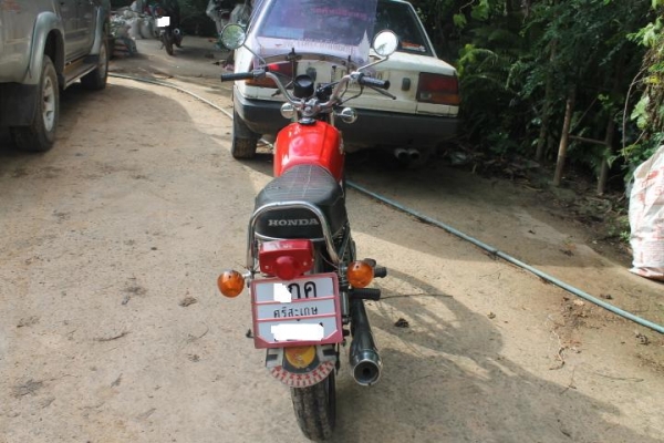 ขออนุญาตขาย  JX110 รุ่น S1 เดิมเกือบทั้งคัน ทะเบียนพร้อมชุดโอนพรบ.ไม่ขาดต่อ