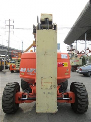 ขายด่วนรถกระเช้า JLG รุ่น 600A (มือสอง) สนใจสอบถามรายละเอียด คุณอนุวัตน์ 084-874-2940