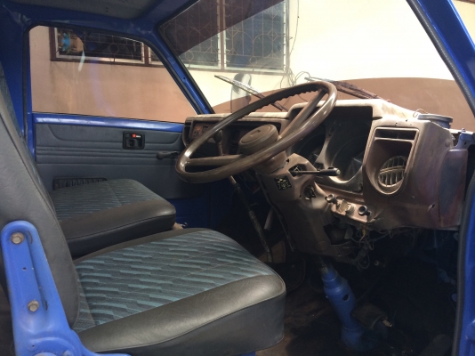 ขาย6 ล้อ อีซูซุ KT 26 กะบะคาร์โก้ มีคอกสูง รถสวย พร้อมใช้ ขาย6 ล้อ อีซูซุ KT 26 กะบะคาร์โก้ มีคอกสูง รถสวย พร้อมใช้