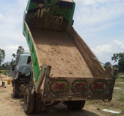 ISUZU ROCKY FRR 175 HP 6BG1 หกล้อดั๊มพ์ กระบะดั๊มพ์เหล็ก 6 ตันความยาว 3.60 เมตรสภาพสวย ภายในเก๋งสวยครบ พวงมาลัยเพาเวอร์ ระบบเบรคทริ๊ปฟี้ ช่วงล่างคัชซีไม่มีดาม ยาง 8.25 ขอบ 16 สภาพดีพร้อมบรรทุกพร้อมใช้งาน เอกสารทะเบียนครบพร้อมโอน ราคาต่อรองได้ครับ ISUZU ROCKY FRR 175 HP 6BG1 หกล้อดั๊มพ์ กระบะดั๊มพ์เหล็ก 6 ตันความยาว 3.60 เมตรสภาพสวย ภายในเก๋งสวยครบ พวงมาลัยเพาเวอร์ ระบบเบรคทริ๊ปฟี้ ช่วงล่างคัชซีไม่มีดาม ยาง 8.25 ขอบ 16 สภาพดีพร้อมบรรทุกพร้อมใช้งาน เอกสารทะเบียนครบพร้อมโอน ราคาต่อรองได้ครับ