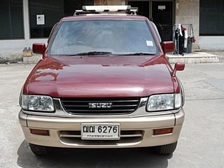 ISUZU DRAGON EYE ADVENTURE 2.8 MT ปี 1999 รถสวยพร้อมใช้ จัดไฟแนนซ์ได้ ไม่ต้องมีคนค้ำ T.086-527-9533 ISUZU DRAGON EYE ADVENTURE 2.8 MT ปี 1999 รถสวยพร้อมใช้ จัดไฟแนนซ์ได้ ไม่ต้องมีคนค้ำ T.086-527-9533